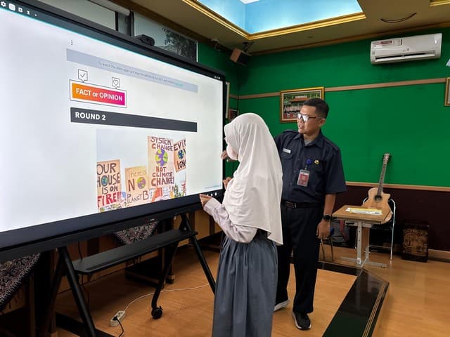 Ketika Ruang Kelas Bertransformasi: Implikasi Digitalisasi Pendidikan yang Jarang Dibahas