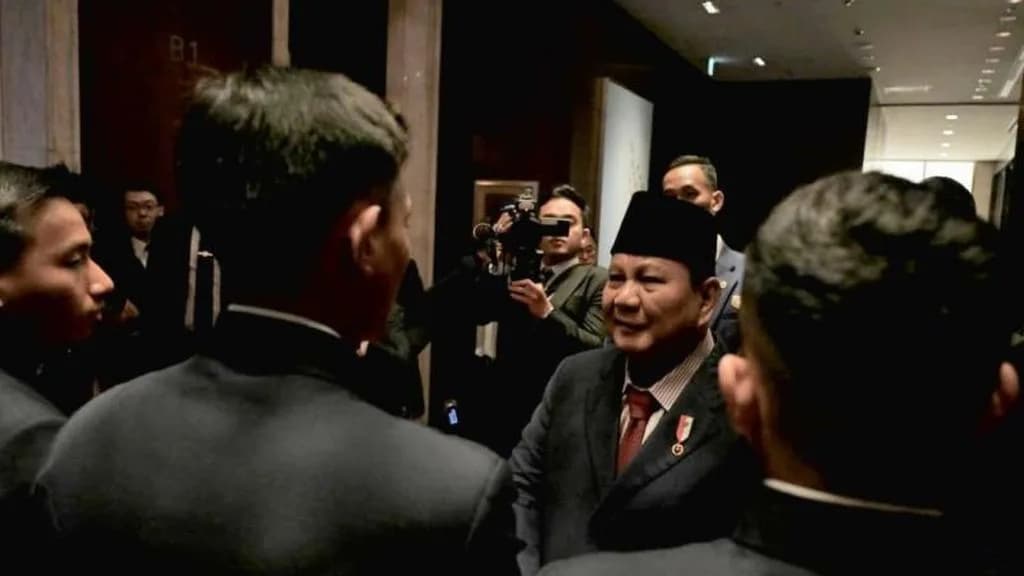 Ketika Tokyo Berbisik 'Selamat Datang': Malam yang Mengubah Cara Pandang Kita tentang Diaspora