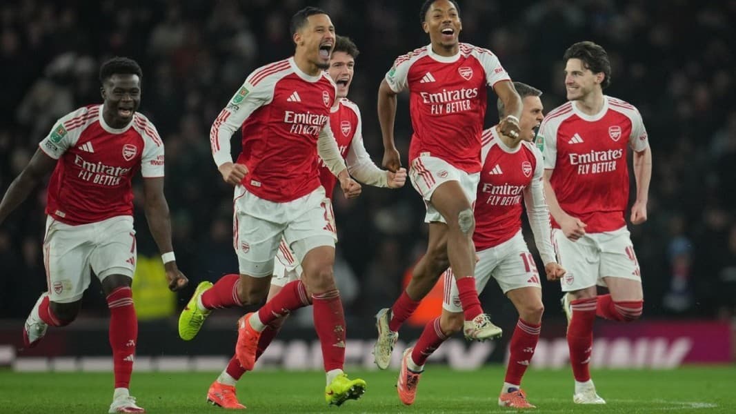 Drama Titik Putih di Emirates: The Gunners Taklukkan Palace, Lolos ke 4 Besar Piala Liga